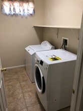 4450 Prada Pl in Las Vegas, NV - Building Photo - Building Photo