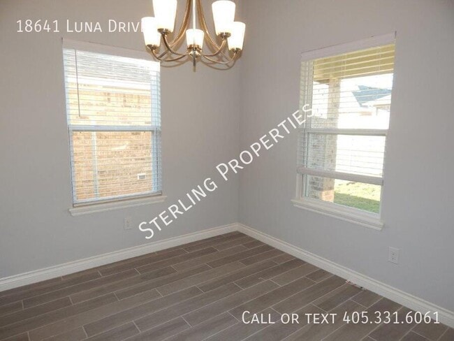 18641 Luna Dr in Edmond, OK - Building Photo - Building Photo