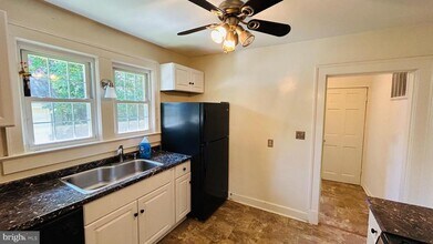 112 Oak St in Fredericksburg, VA - Building Photo - Building Photo