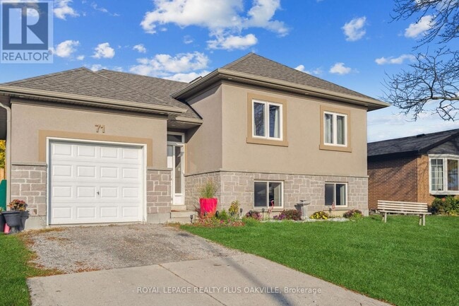 property at 71 Locheed Dr