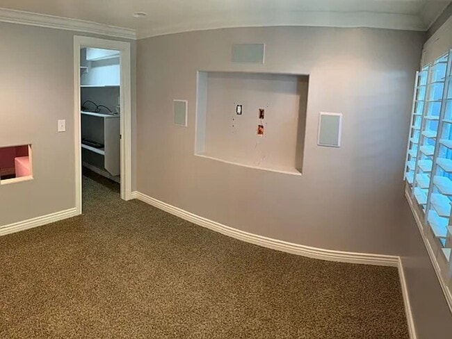 property at 734 S Clearwater Falls Dr