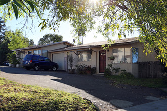 1656-1668 S Escondido Blvd in Escondido, CA - Building Photo - Building Photo