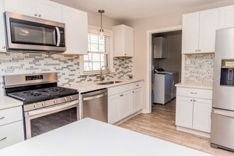 9360 Brentwood Dr in Mechanicsville, VA - Building Photo - Building Photo