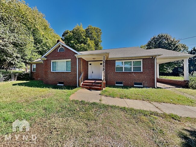 property at 4922 Statesville Rd