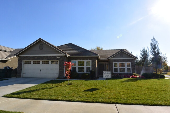 property at 4311 W Buena Vista Ave