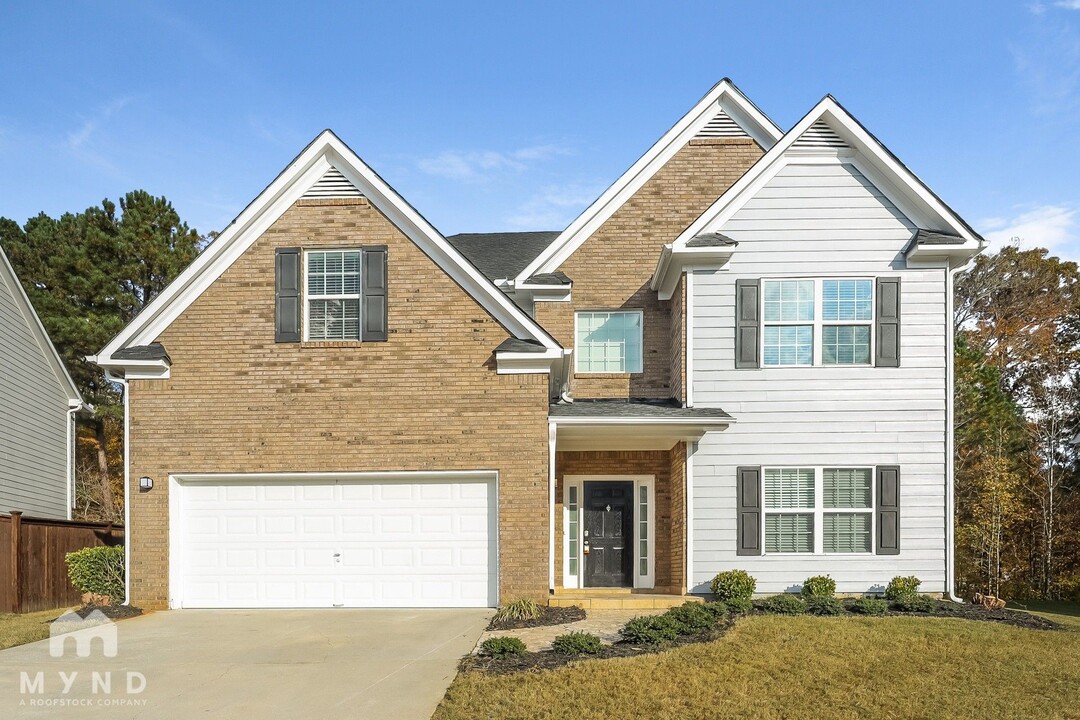 454 Boxelder Rd in Atlanta, GA - Building Photo