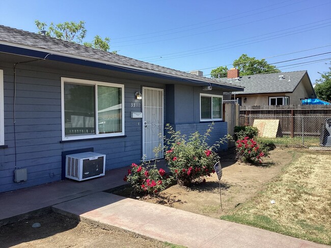 3362 Mayfair Dr S in Fresno, CA - Building Photo - Building Photo