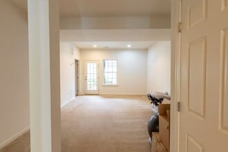 703 Rainier Rd in Charlottesville, VA - Building Photo - Building Photo