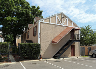 3809-3811 W Platt St in Tampa, FL - Building Photo - Building Photo