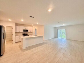 17554 Pleasantview Blvd in Land O Lakes, FL - Building Photo - Building Photo