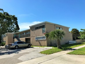 5233 N Tamiami Trl in Sarasota, FL - Building Photo - Other