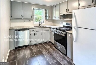 216 Superior Ave in Decatur, GA - Building Photo - Building Photo