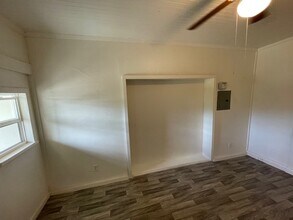 87-2042-2042 Farrington Hwy in Waianae, HI - Building Photo - Building Photo