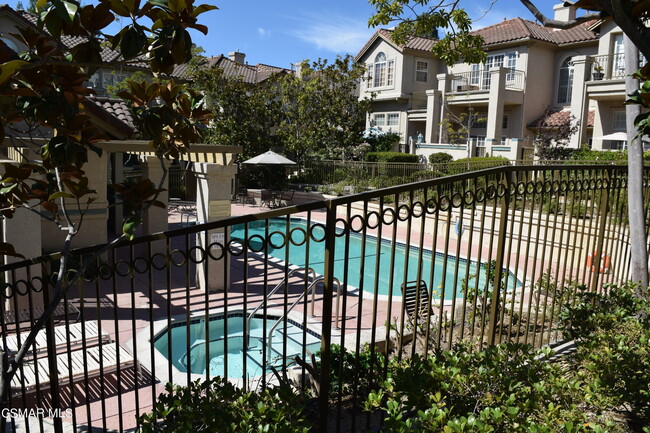 property at 644 Warwick Ave