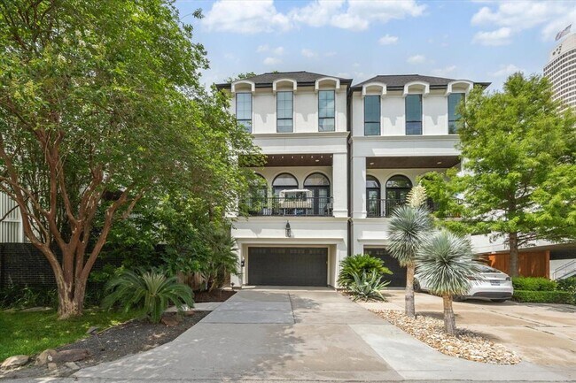 property at 3226 Leonidas St