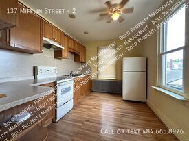 137 Mifflin St in Lebanon, PA - Building Photo