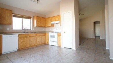 6614 E Lush Vista View in Florence, AZ - Building Photo - Building Photo