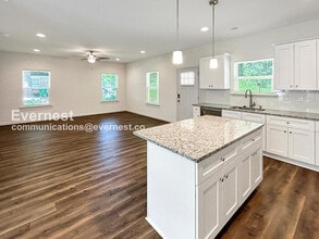 825 Key St in Charlotte, NC - Foto de edificio - Building Photo