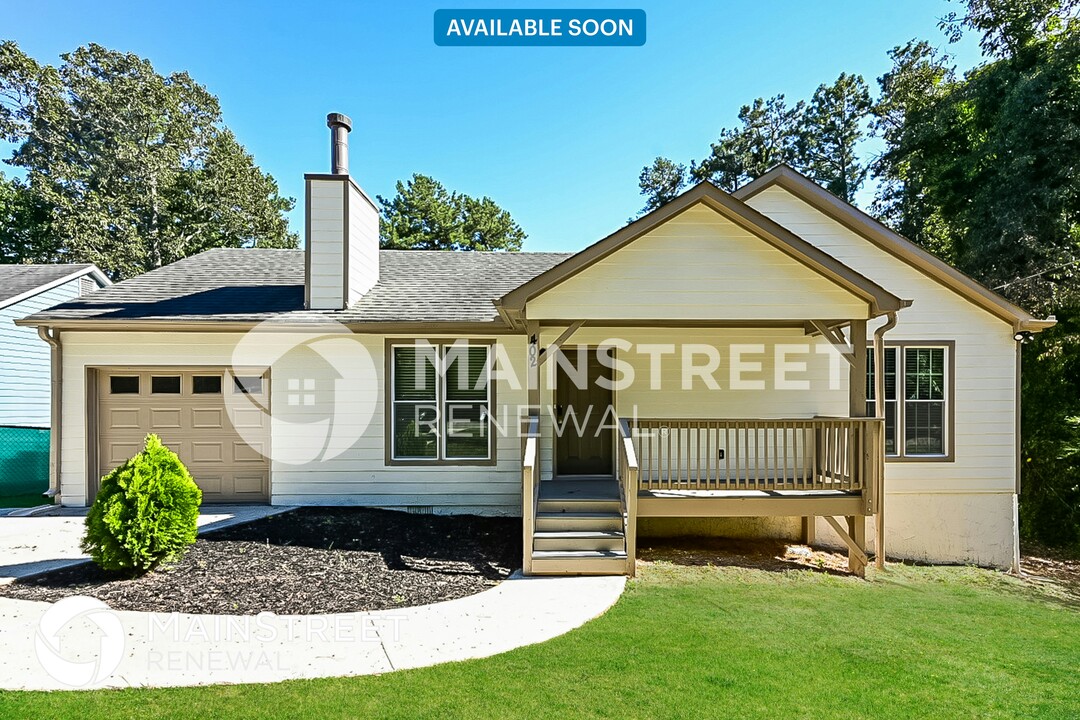 402 Hawthorne Cir in Stockbridge, GA - Building Photo