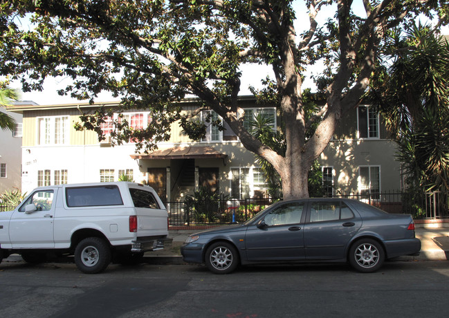 1251-1253 N Harper Ave in West Hollywood, CA - Building Photo - Building Photo