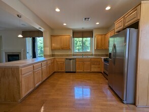 2854 Jefferson Ln in Concord, CA - Building Photo - Building Photo
