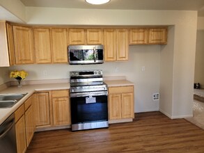 3619 Bobcat Ln in Pueblo, CO - Foto de edificio - Building Photo