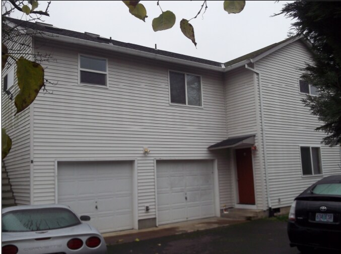 4160 SE 79th Ave, Unit B in Portland, OR - Building Photo