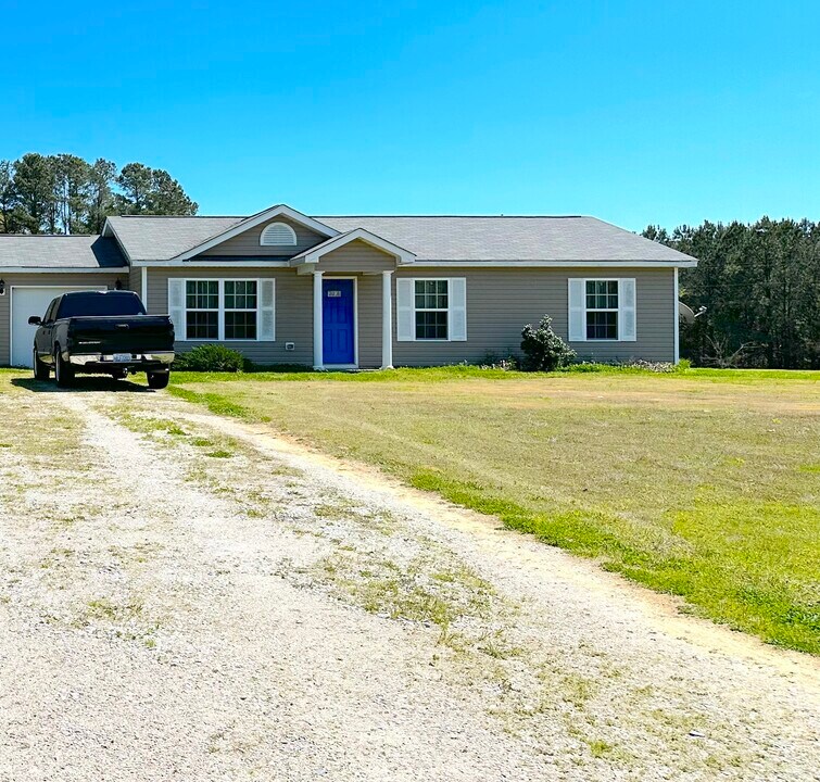663 NC-56 in Louisburg, NC - Building Photo