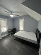 216 Bassett St in Syracuse, NY - Building Photo - Building Photo