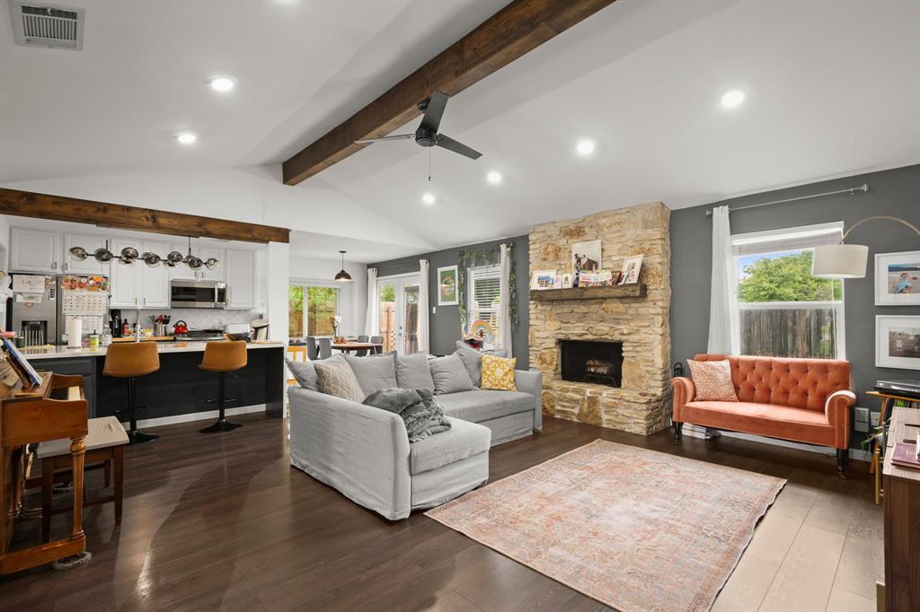 1404 London Rd in Round Rock, TX - Building Photo