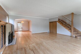 2090 Roblyn Ave in St. Paul, MN - Building Photo - Building Photo