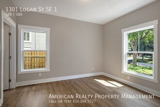 1301 Logan St SE in Grand Rapids, MI - Building Photo - Building Photo