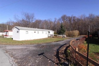 7-15 Joshua Ave in Kerhonkson, NY - Building Photo - Building Photo