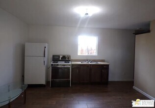 32407 Sonoma Cir in Thousand Palms, CA - Building Photo - Building Photo