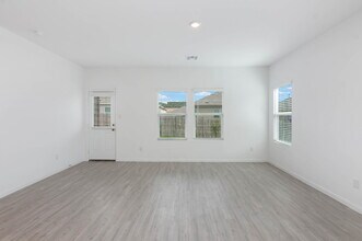 6063 Draw Lp in Bulverde, TX - Building Photo - Building Photo