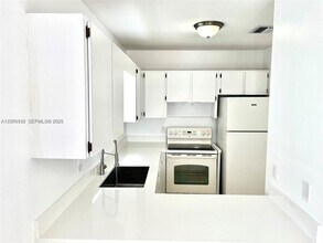 20044 SW 87th Pl in Cutler Bay, FL - Building Photo - Building Photo