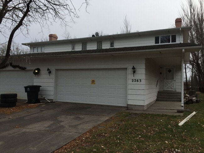property at 2263 Springbrook Ct