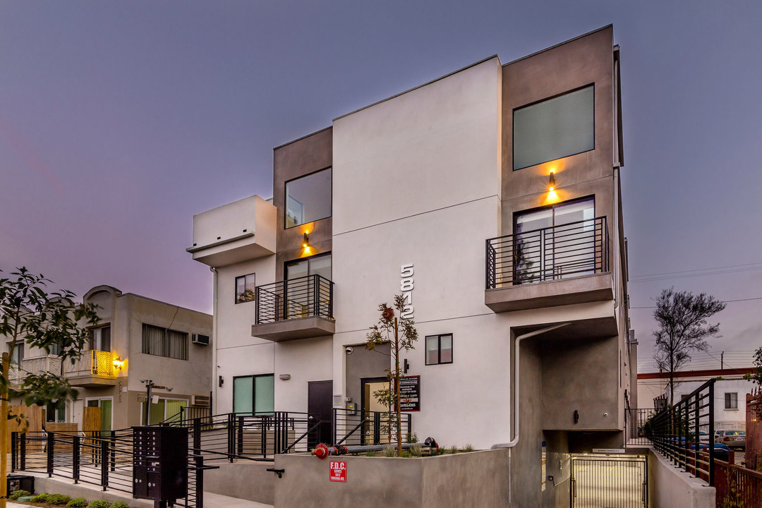 5812 Virginia Ave in Los Angeles, CA - Building Photo