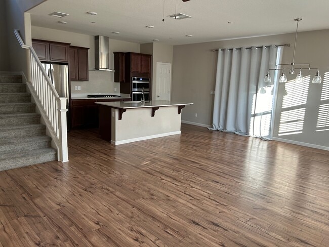 8195 Kramer Ranch Ln in Elk Grove, CA - Building Photo - Building Photo