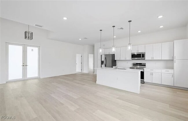 4103 Nora Ave S in Lehigh Acres, FL - Building Photo - Building Photo