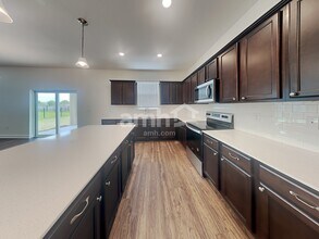 2219 Saffron Walden Dr in Plant City, FL - Building Photo - Building Photo
