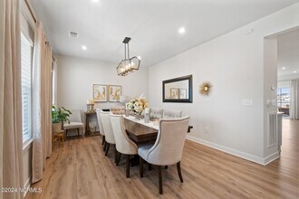 130 Glenmoor Path in Moyock, NC - Building Photo - Building Photo