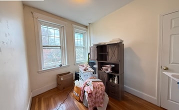 1868 Commonwealth Ave, Unit 5Q in Boston, MA - Foto de edificio - Building Photo