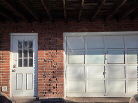 201 Regan Rd in Vernon, CT - Building Photo