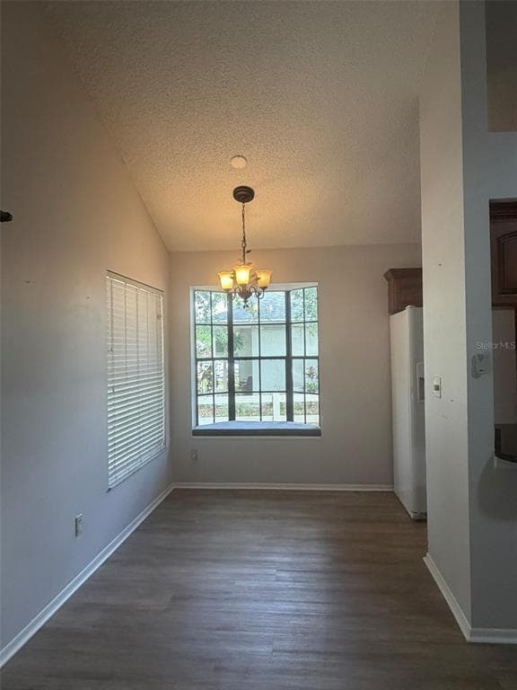 3781 Lake Shore Dr in Palm Harbor, FL - Building Photo - Building Photo