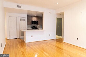 2004 11th St NW in Washington, DC - Building Photo - Building Photo