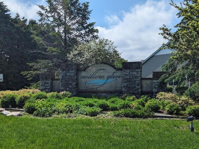 property at 931 Willow Glen Dr
