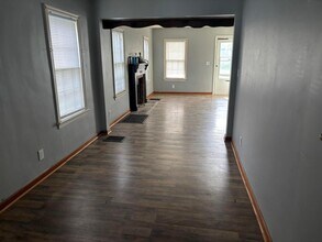 490 Helen St in Columbus, OH - Building Photo - Building Photo