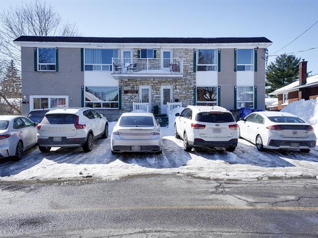 63 Du Chanoine-Groulx Rue in Vaudreuil-dorion, QC - Building Photo