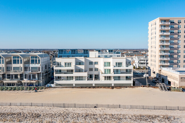 120 S Jefferson Ave in Margate City, NJ - Building Photo - Building Photo